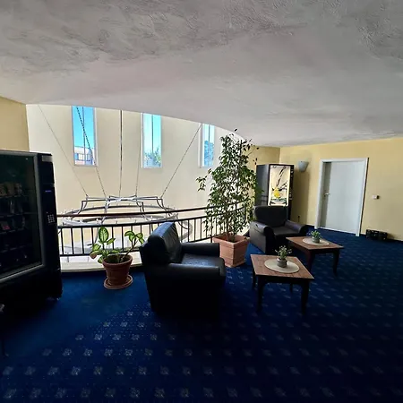 Otel Milser 4*